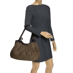 Pre Owned Fendi Beige/Brown Zucchino Canvas and Leather Shoulder Bag