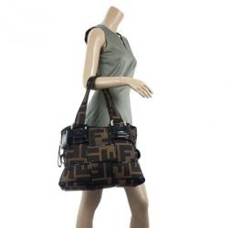 مملوكة مسبقًا Fendi Zucca Canvas Woven Crossword Bag