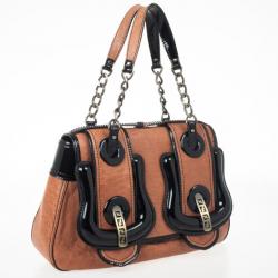 مملوكة مسبقًا Fendi Brown Leather B Bag