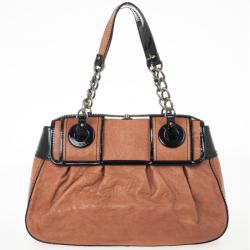 مملوكة مسبقًا Fendi Brown Leather B Bag