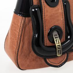 مملوكة مسبقًا Fendi Brown Leather B Bag