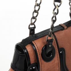 مملوكة مسبقًا Fendi Brown Leather B Bag