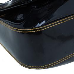 مملوكة مسبقًا Fendi Black Patent Leather B Bag