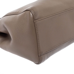 Pre Owned Fendi Beige Leather Mini Peekaboo Top Handle Bag