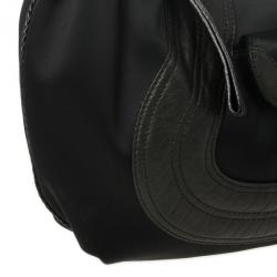 مملوكة مسبقًا Fendi Black Satin Spy Hobo