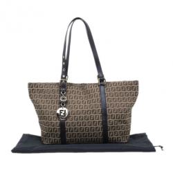 مملوكة مسبقًا حقيبة يد توت فندي زوكشينو كانفاس حلية زينة بني كبيرة