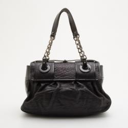 Pre Owned Fendi Black Leather Flap B Bag