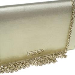 Pre Owned حقيبة فندي ستان ذهبي ميتالك كلتش