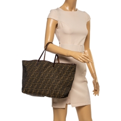 مملوكة مسبقًا Fendi Tobacco Zucca Canvas and Leather Shopper Tote