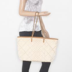 مملوكة مسبقًا Fendi Beige Quilted Zucca Nylon 'Roll' Large Shopper Tote