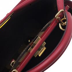 Pre Owned Fendi Red Calfskin Medium Peekaboo Tote