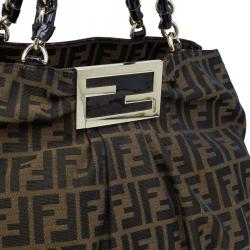 Pre Owned Fendi Tobacco/Black Zucca Canvas Large Mia Shoulder Bag