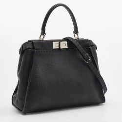 Pre Owned Fendi Black Leather Medium Peekaboo Top Handle Bag