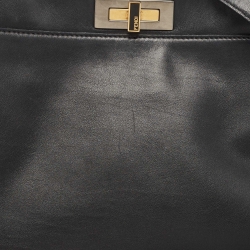Pre Owned Fendi Black Leather Large Peekaboo Top Handle Bag