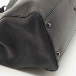 Pre Owned Fendi Black Leather Large Peekaboo Top Handle Bag