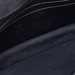 Pre Owned محفظة فندي تيوب جلد وردية زاهية  بسلسلة