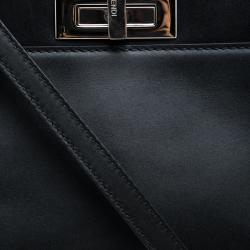 Pre Owned Fendi Black Leather Medium Peekaboo Top Handle Bag