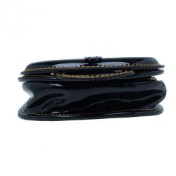 مملوكة مسبقًا Fendi Black Patent Leather B Crossbody Clutch