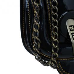 مملوكة مسبقًا Fendi Black Patent Leather B Crossbody Clutch