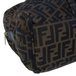 مملوكة مسبقًا حقيبة يد فندي بنقش مونوجرامي زوكا ميا