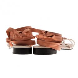 مملوكة مسبقًا Fendi Cream Leather Lily Ankle Wrap Sandals Size 38.5