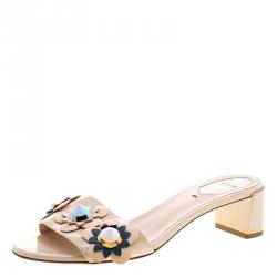 Pre Owned Fendi Beige Patent Leather Floral Appliquè Slide Mules Size 37