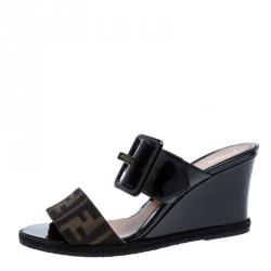 Pre Owned Fendi Black Patent Leather And Zucca Canvas Demi Wedge Slides Size 37.5