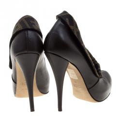 Pre Owned Fendi Brown/Tobacco Zucca Canvas and Leather Platform Pumps Size 36