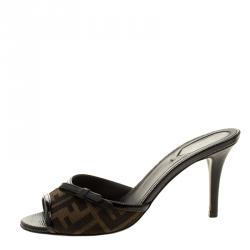 Pre Owned صندل سلايد فندي كانفاس زوكا توباكو أسود وجلد لامع مقاس 38