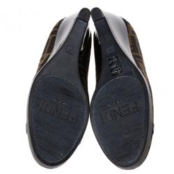 Pre Owned Fendi Tobacco Zucca Canvas Logo Plate Wedges Size 38