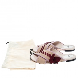 Pre Owned Fendi Beige Knit Fabric with Contrast Bow Cross Strap Peep Toe Flat Slides Size 39