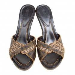 Pre Owned Fendi Tobacco/Beige Zucca and Zuchino Coated Canvas Platform Slides Size 36.5