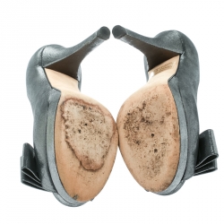 Pre Owned Fendi Grey Shimmering Suede Deco Bow Peep Toe Platform Pumps Size 36