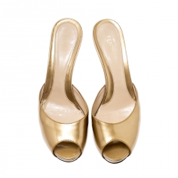 مملوكة مسبقًا Fendi Metallic Gold Patent Leather Peep Toe Sandals Size 39