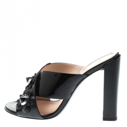 Pre Owned Fendi Black Patent Leather Floral Embellished Cross Strap Sandals Size 38