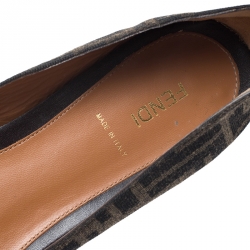 Pre Owned Fendi Brown Zucca Canvas and Leather Cap Toe Ballet Flats Size 40