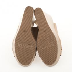 مملوكة مسبقًا Fendi Beige Leather Slingback Platform Wedges Size 38