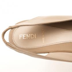 مملوكة مسبقًا Fendi Beige Leather Slingback Platform Wedges Size 38