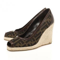 مملوكة مسبقًا Fendi Zucca Canvas Peep Toe Espadrilles Wedges Size 39