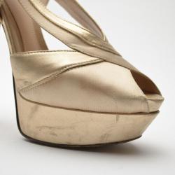 مملوكة مسبقًا Fendi Beige Leather and Satin Sling Back Pumps Size 38