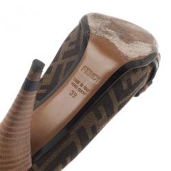 Pre Owned Fendi Zucca Canvas and Leather Pride and Prejudice Bow Pumps Size 39