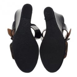 مملوكة مسبقًا Fendi Zucca Patent Demi Wedge Slides Size 38