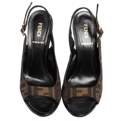 مملوكة مسبقًا صندل فندي كانفاس بني زوكا نعل سميك بحزام للكاحل مقاس 36