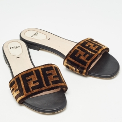 Pre Owned Fendi Brown Zucca Velvet Flat Slides Size 40