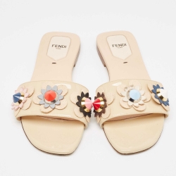 Pre Owned Fendi Beige Patent Leather Flowerland Flat Slides Size 38