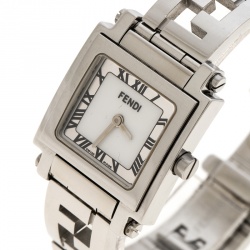 Pre Owned Fendi Silver White Stainless Steel Quadro 6000L Women's Wristwatch 25 mm