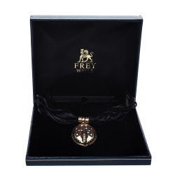 Pre Owned Frey Wille Vintage Multicolor Fire Enamel Gold Plated Oval Pendant 