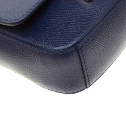 مملوكة مسبقًا حقيبة كروس فرولا ميتروبوليس جلد زرقاء صغيرة