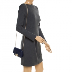 مملوكة مسبقًا حقيبة كروس فرولا ميتروبوليس جلد زرقاء صغيرة