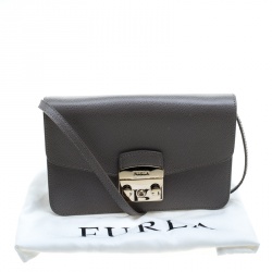 مملوكة مسبقًا Furla Grey Leather Metropolis Crossbody Bag